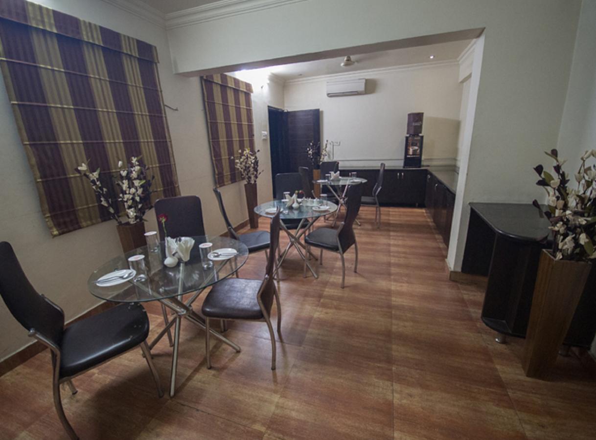 Anr Hotels Lakhnau Kültér fotó